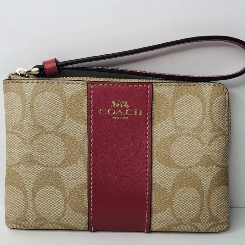 COACH Corner Zip Wristlet Signature Wallet